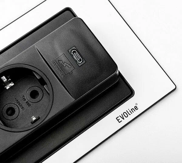 evoline